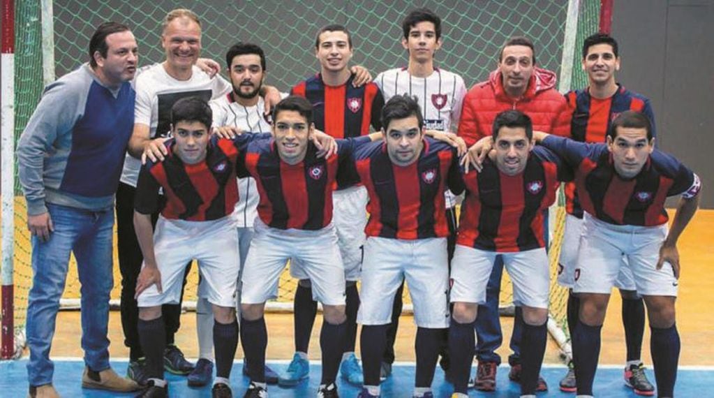 Los Cuervos del Fin del Mundo, Futsal cafs Ushuaia