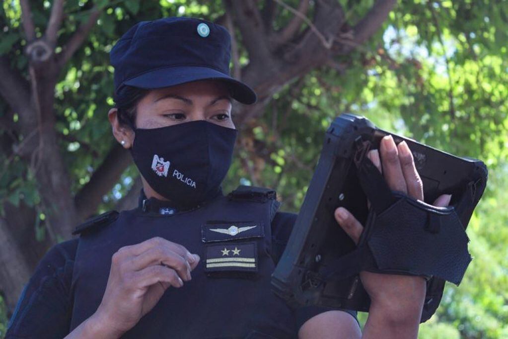 Operativo policial en Las Heras.