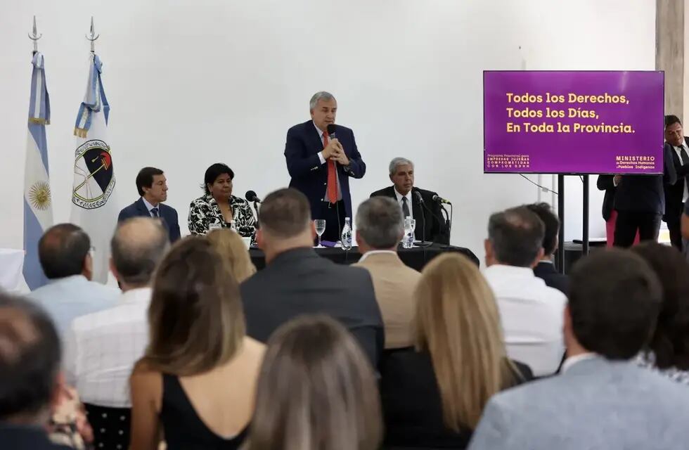 Empresas y organizaciones del sector público y privado de Jujuy suscribieron un convenio con el Estado provincial, comprometiéndose a alinear sus estrategias y operaciones con principios universales de los Derechos Humanos.