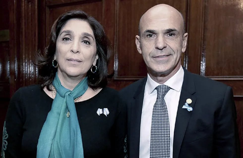 Silvia Majdalani y Gustavo Arribas. (Télam)