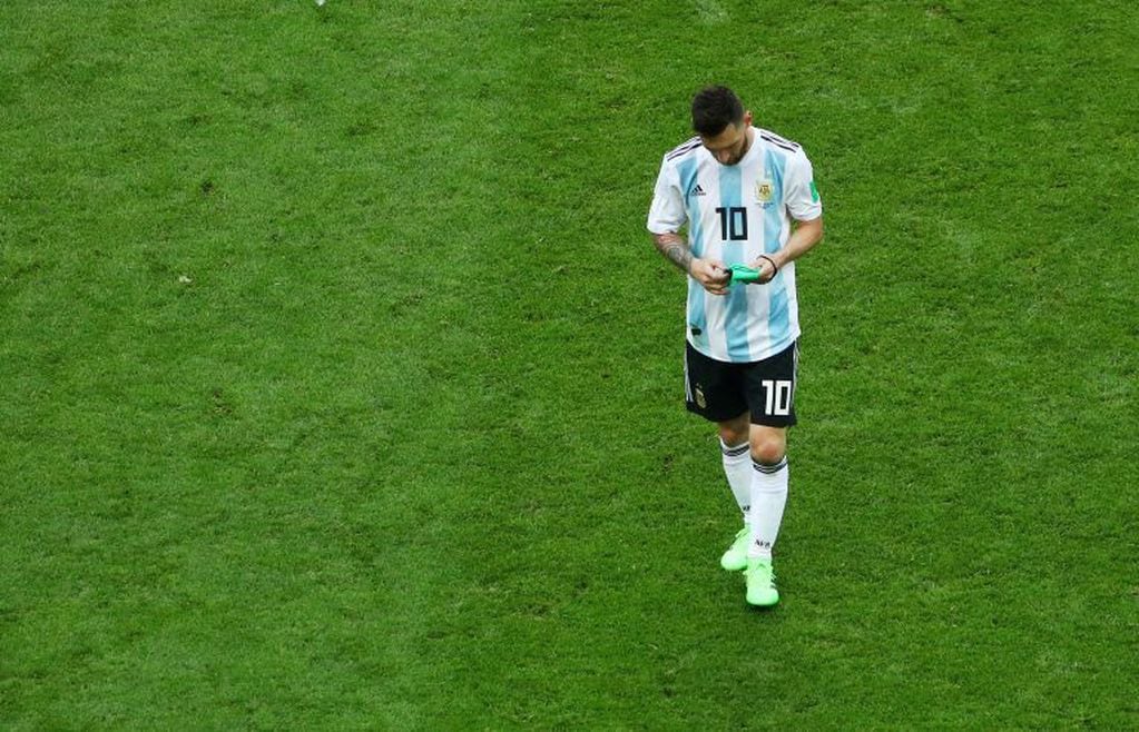 Soccer Football - World Cup - Round of 16 - France vs Argentina - Kazan Arena, Kazan, Russia - June 30, 2018  Argentina's Lionel Messi looks dejected at the end of the match   REUTERS/Pilar Olivares     TPX IMAGES OF THE DAY