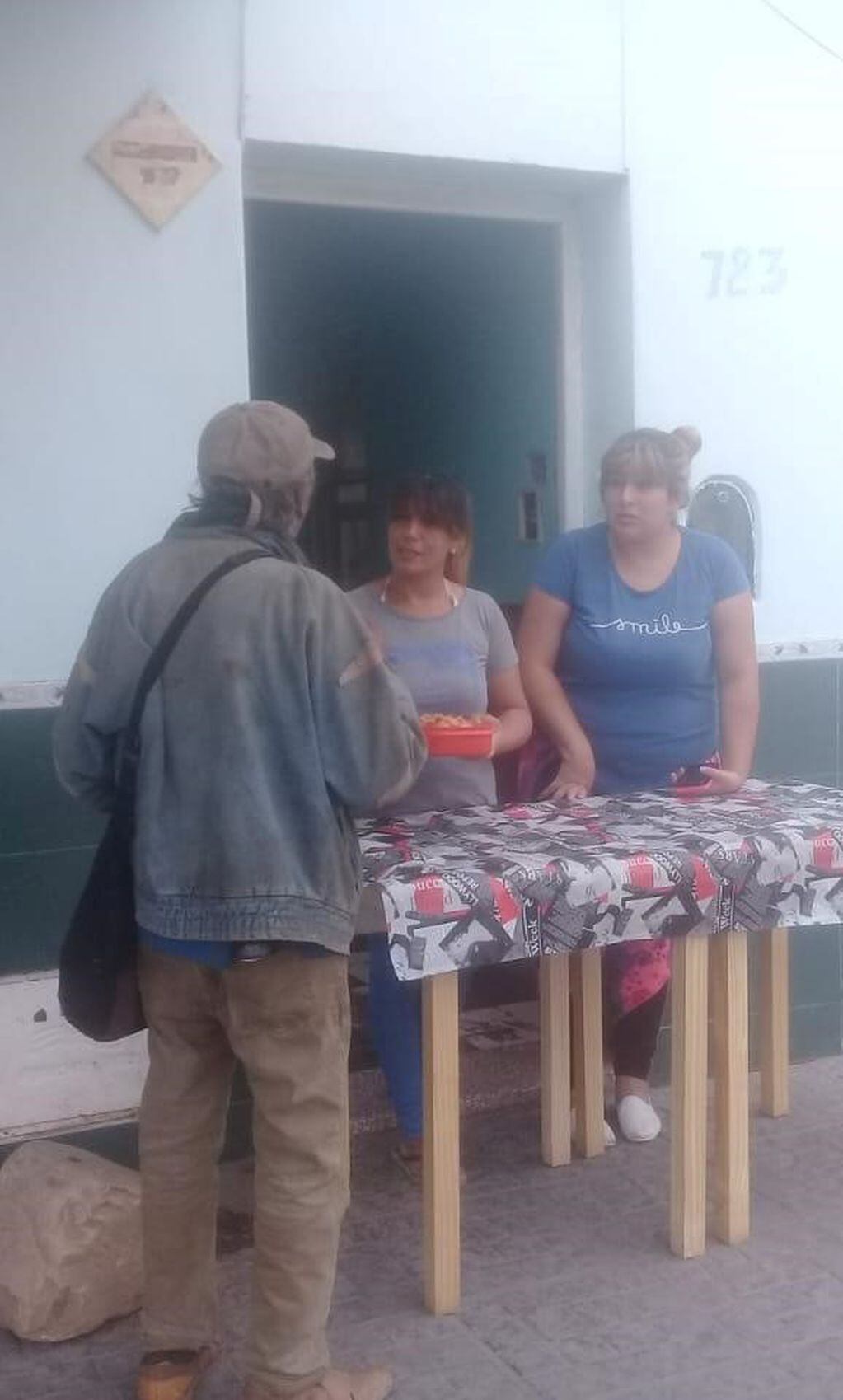 Cocineras solidarias crearon una olla solidaria durante la cuarentena (Facebook Villa Chartas)