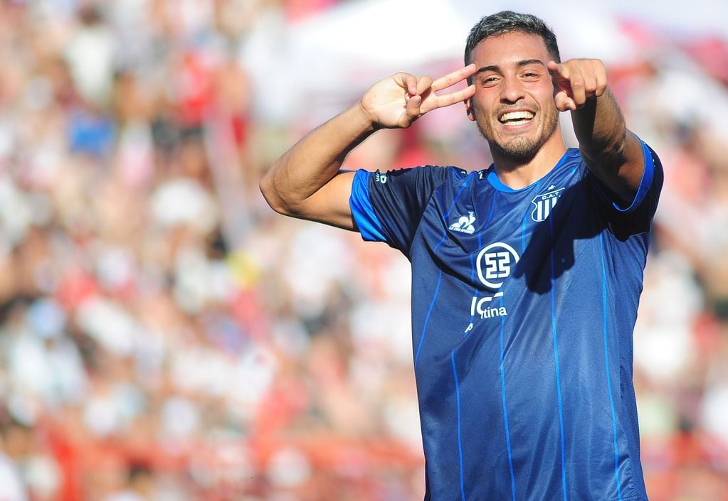 El festejo de Marcos Portillo al marcar el segundo gol de Talleres ante Huracán por la Copa de la Liga Profesional 2024. (Fotobaires)