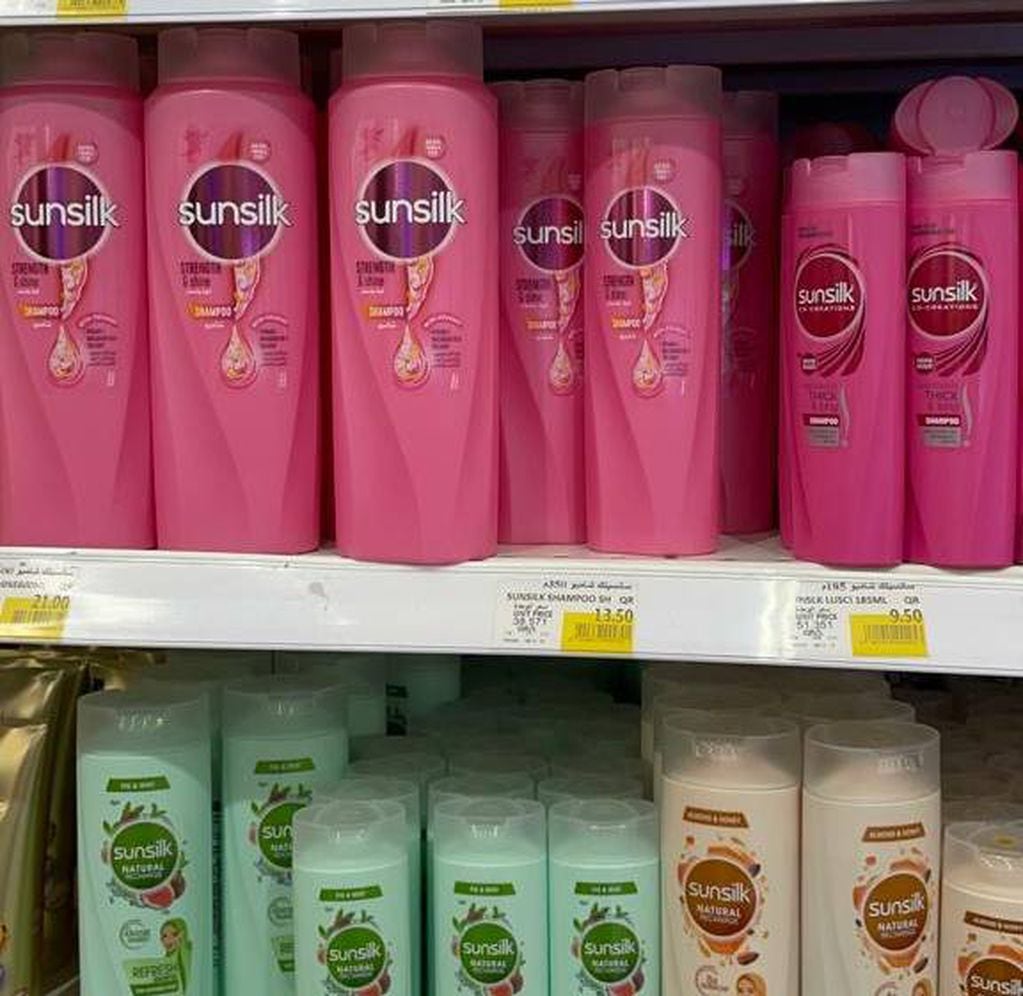 Para shampoos se consiguen marcas conocidas para los argentinos, aunque con otros nombres.
