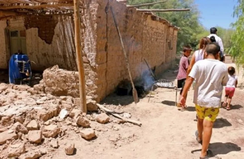 La mayoría de las casas dañadas por el terremoto estaban edificadas en terrenos usurpados.