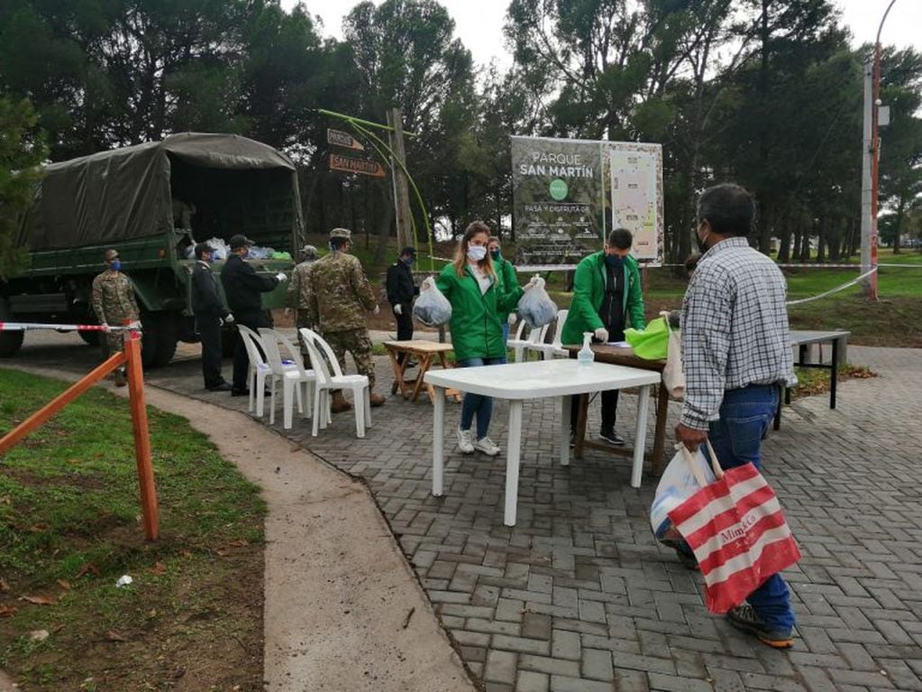 Entrega de alimentos Punta Alta