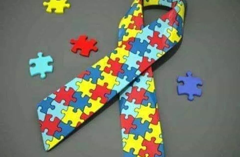 Capacitación sobre autismo (Facebook/ Padres TEA)