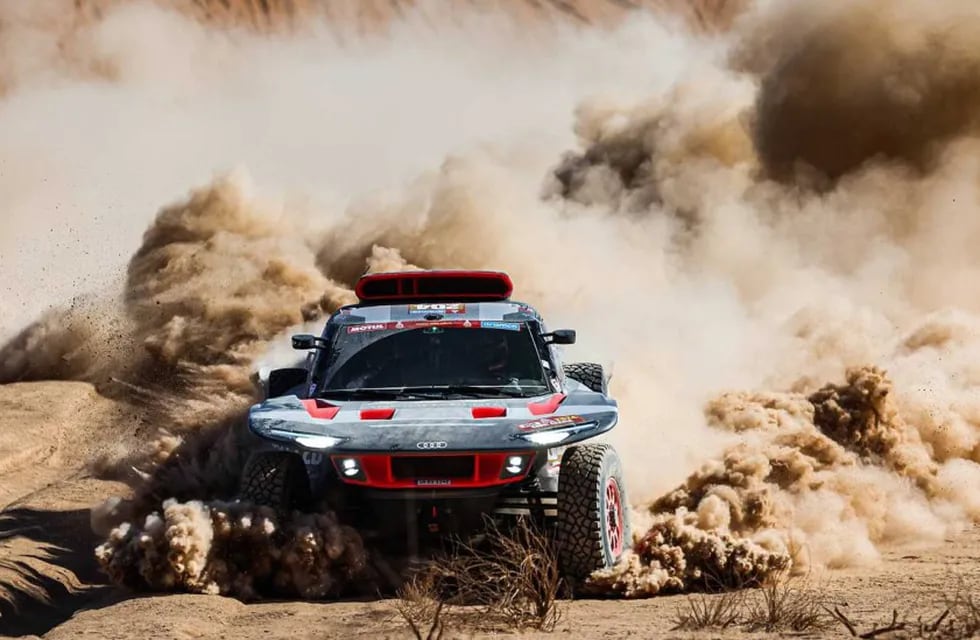 Audi busca su primer triunfo en el Dakar, en el último año de participación de la marca.