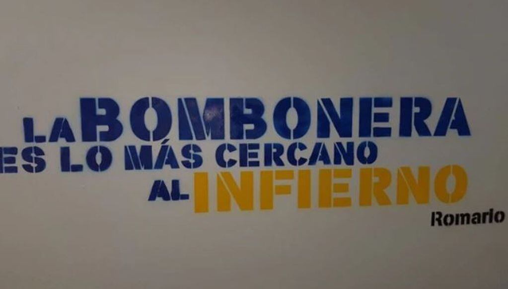 Boca pintó las paredes de La Bombonera con frases intimidantes para sus rivales. Twitter/_AntonellaLuna