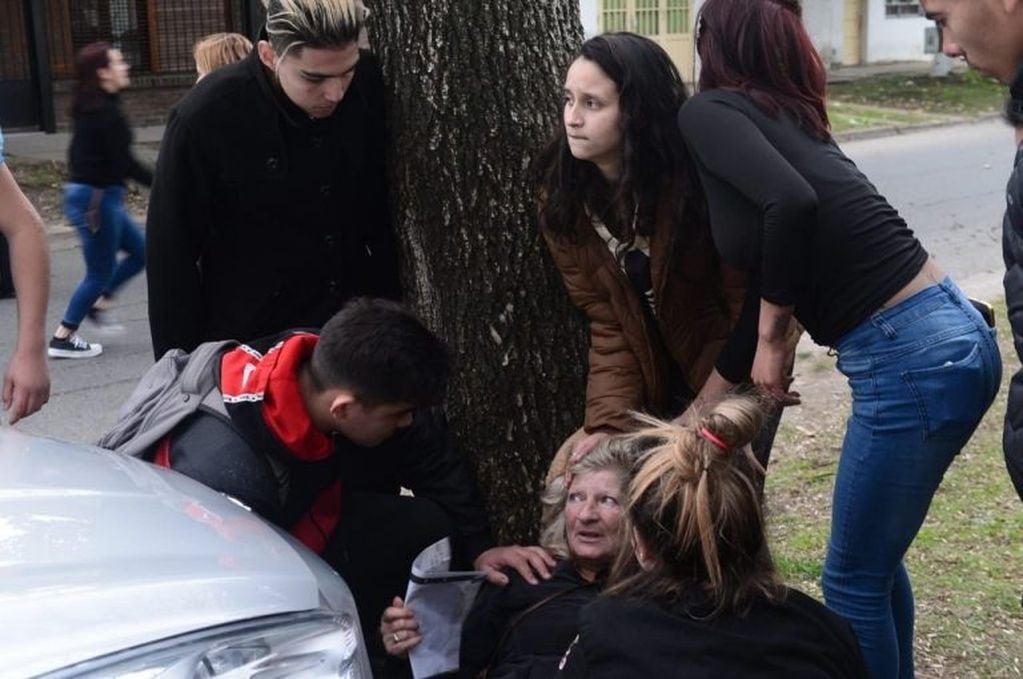 La policía reprimió a los padres de los niños abusados en un Jardín de infantes de Villa Elvira.