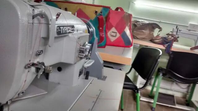 Parte de las máquinas de coser incorporadas, entre otros elementos.