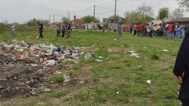 Desalojaron 50 familias de terrenos tomado en Pérez