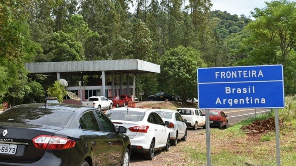 Se prorrogan las aperturas de fronteras terrestres entre Brasil y Argentina.