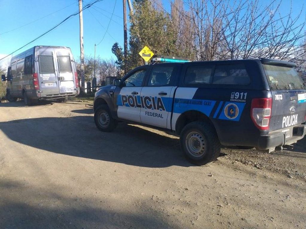 Policía Federal en Bariloche (Bariloche2000)