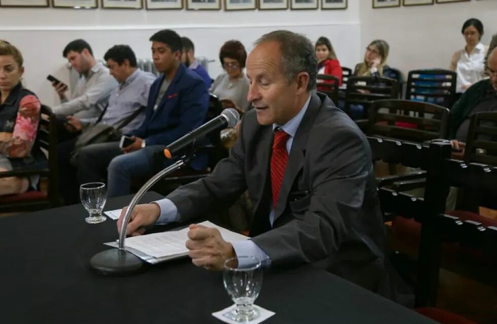 El Presidente de la sede, Flavio Molgara fue exponente
