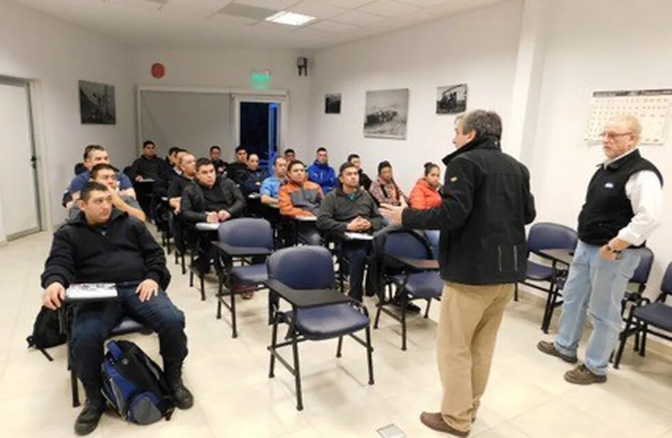 Cien policías se capacitaron.