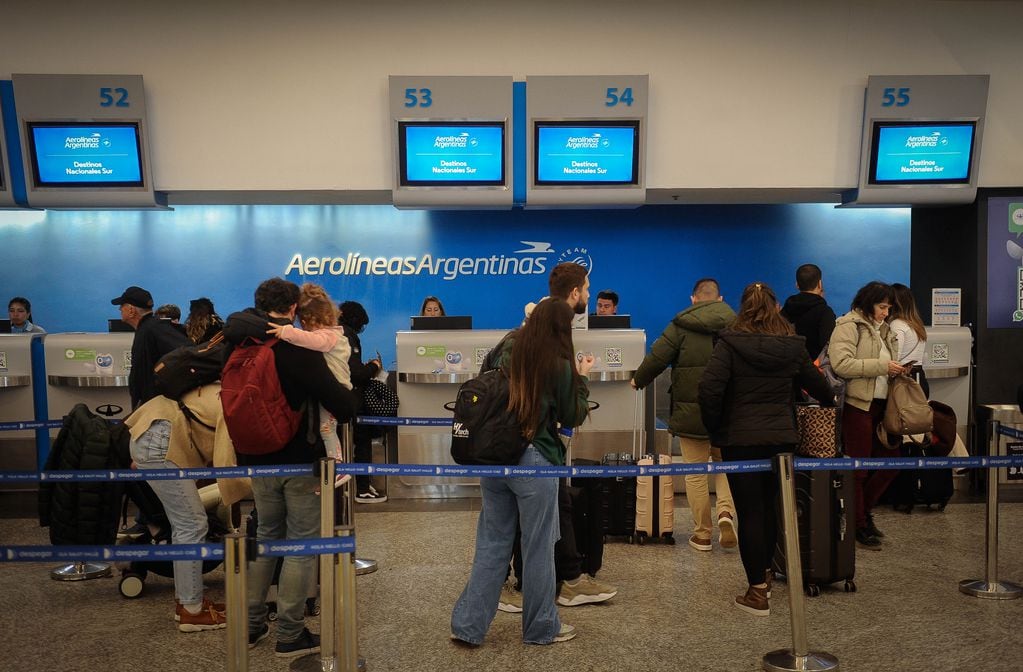 Aerolíneas Argentinas proyecta cerrar el año con ganancias y equilibrio financiero por primera vez desde 2008.