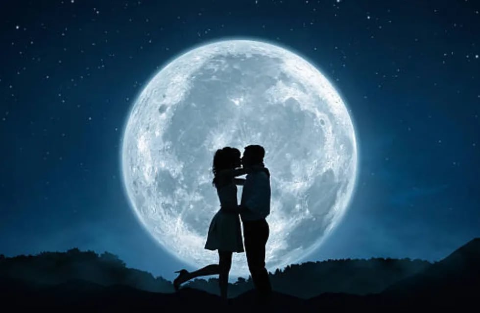 Cuándo conviene casarse, según las fases de la Luna.