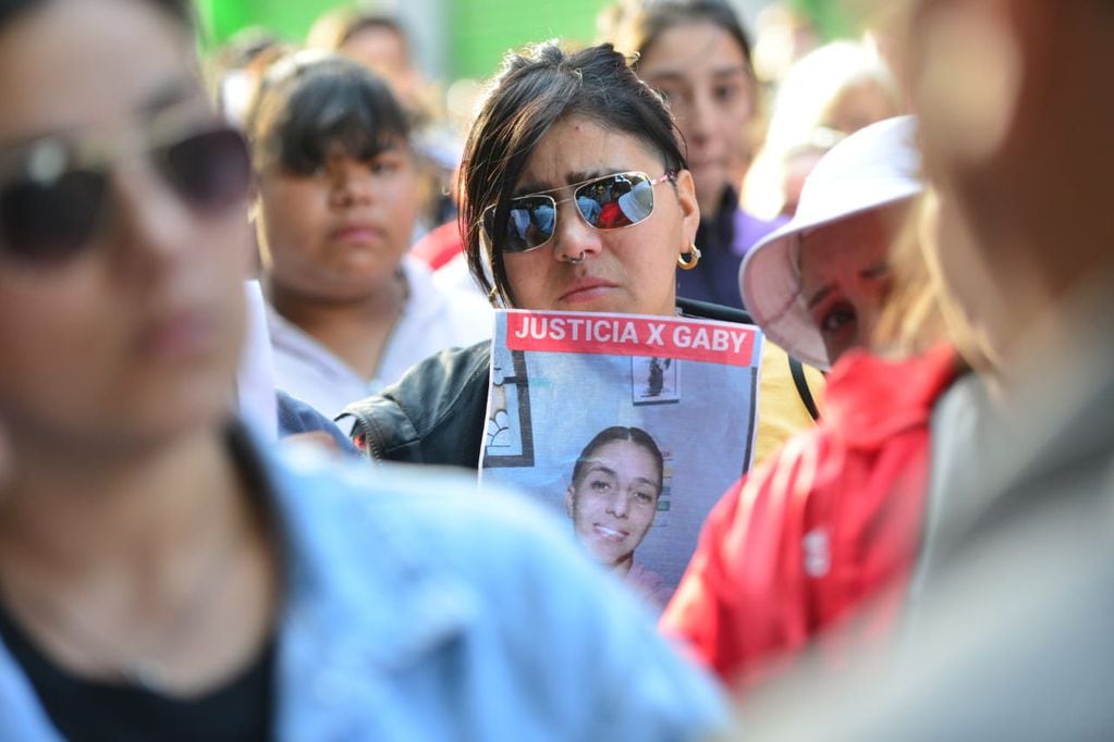 Marcha en reclamo de justicia por Gabriela Pérez, asesinada en un acto del Soelsac. (Javier Ferreyra)