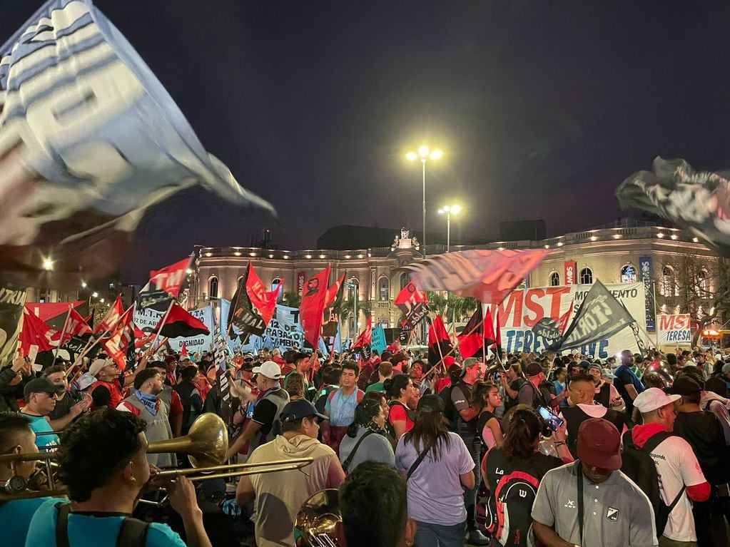 Cortes en Nueva Córdoba por la Marcha Federal ( Juan Pablo Brino / La Voz )