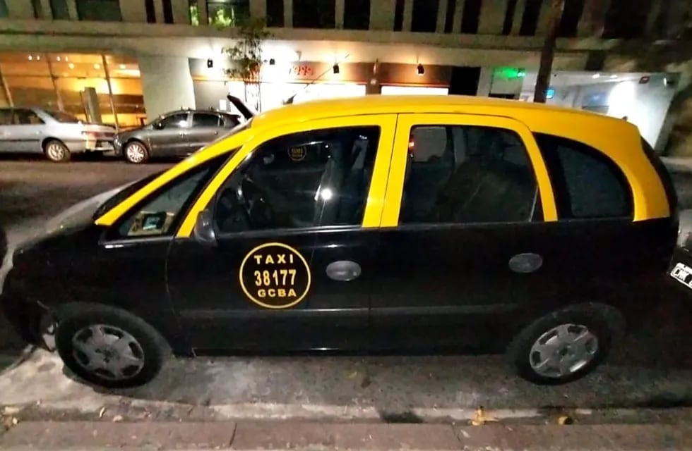 Detuvieron a un taxista por querer cobrar 5 mil pesos a un pasajero que salía del recital de Coldplay.