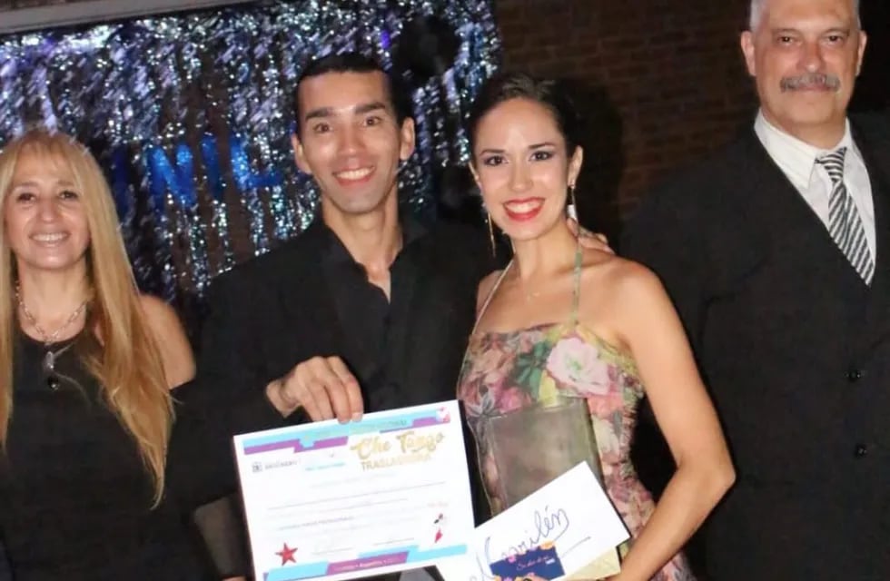 Horacio Herrera de Arroyito y Sabrina Ramos de Buenos Aires Primer Puesto Tango Profesionales