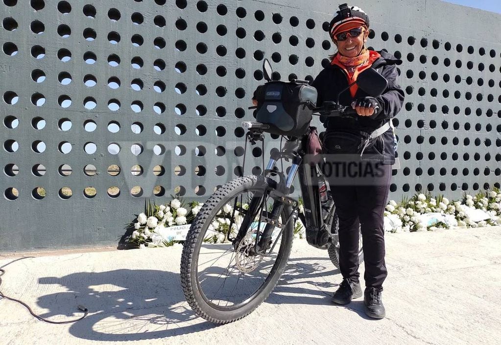 Susana Seifert la ciclista y cosmiatra de 72 años.