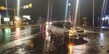 Choque entre un auto y una moto en Posadas: hay dos lesionados