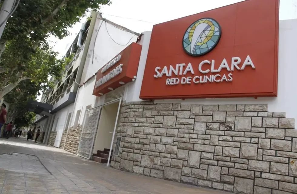 La mujer fue abandonada en la Clínica Santa Clara de San Juan