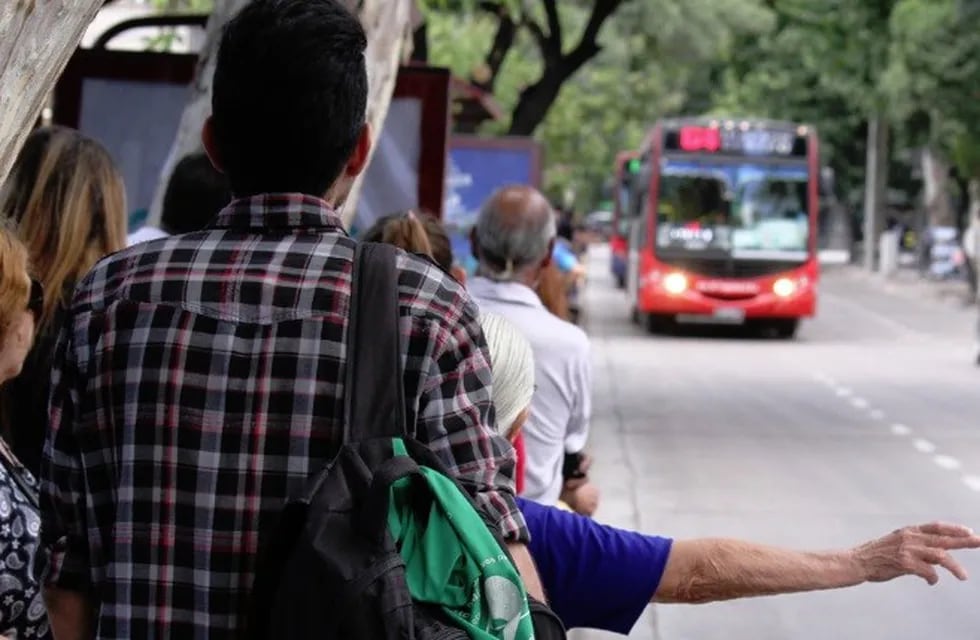 La CGT Mendoza se expresó contra el aumento del boleto de trasporte público y el sistema de MendoTran.