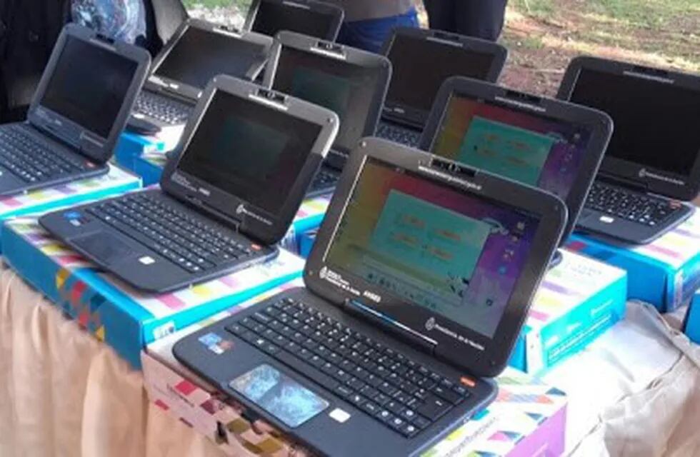 Robaron 30 computadoras nuevas en una escuela del sur de Posadas. (WEB archivo)