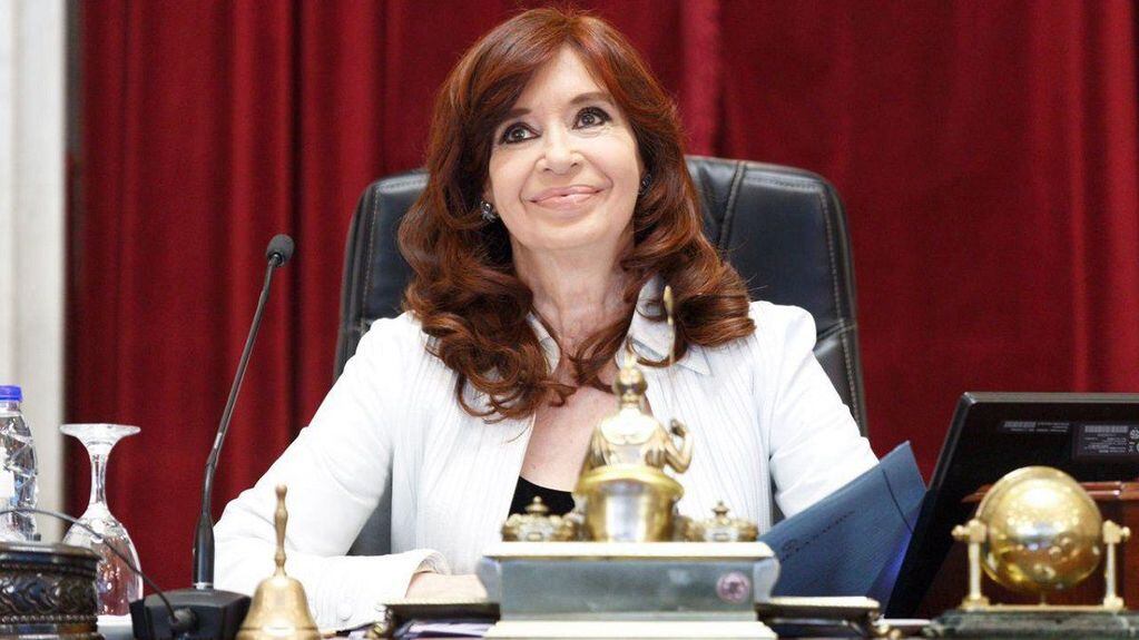 Cristina Kirchner llamó a Esteban Bullrich.
