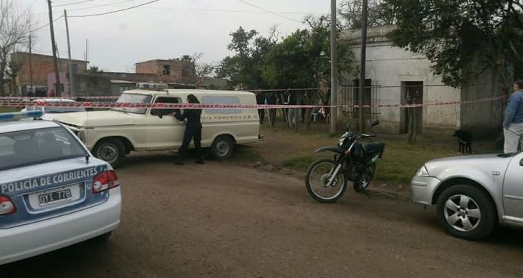 Un hombre degolló a su ex pareja y luego se suicidó. (Foto: Época)