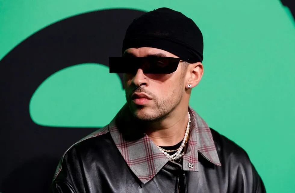 GRAF2087. CIUDAD DE MÉXICO, 06/03/2020.- El cantante Bad Bunny a su llegada a la alfombra verde de los Spotify Awards 2020 celebrado este jueves en Ciudad de México (México). EFE/José Méndez