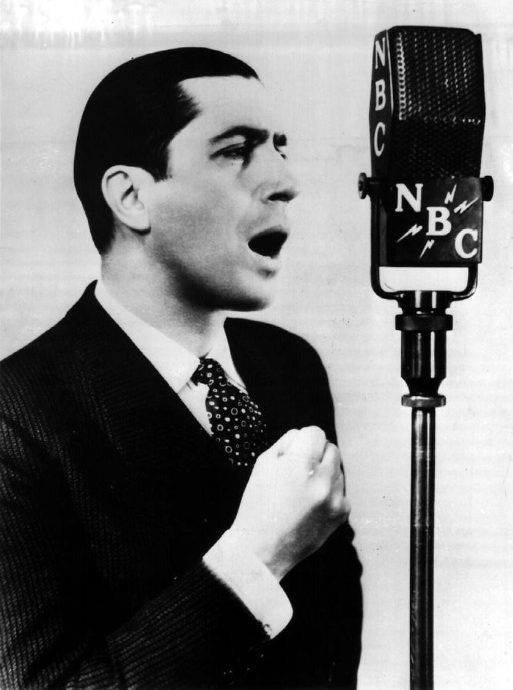 Cinco canciones para recordar a Carlos Gardel a 87 años de su trágica muerte.