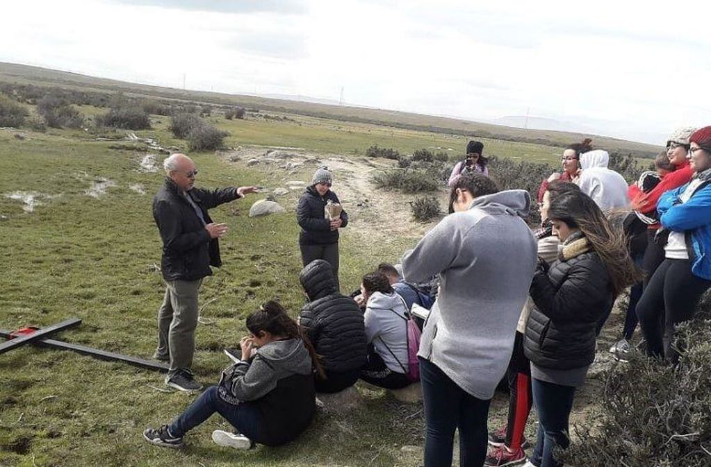 historiador Luis Milton Ibarra Philemon, guia de la excursión