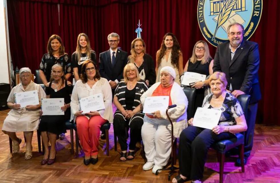 8 mujeres fueron distinguidas por su labor en la ciudad de Bahía Blanca