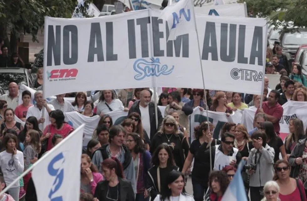 El Sindicato Argentino de Docentes Privados (Sadop) presentó una medida cautelar para frenar la aplicación del adicional.