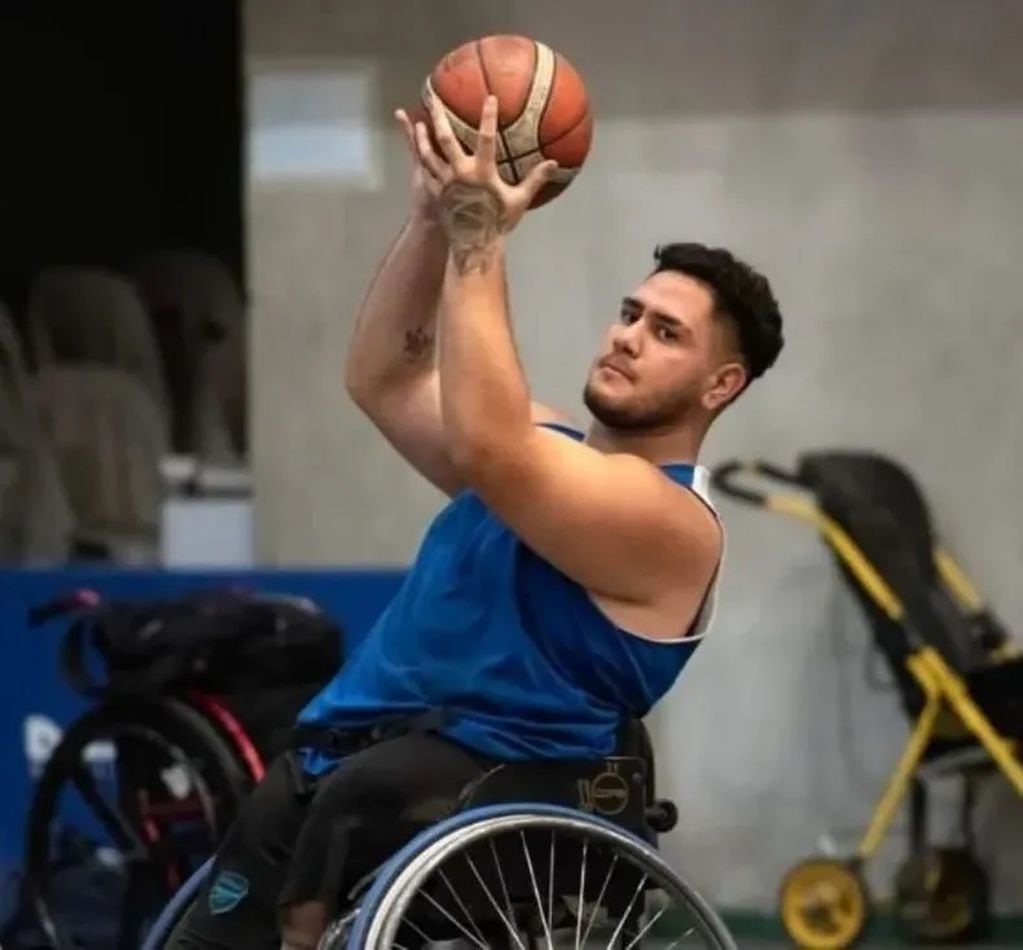 Brian Bordón, basquetbolista en silla de ruedas.