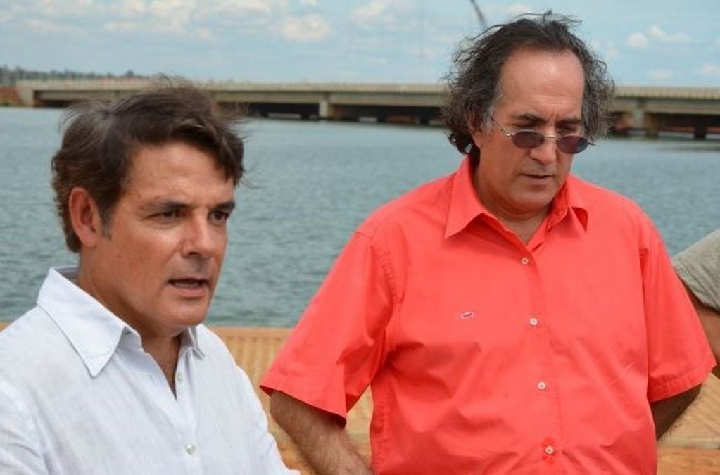 Oscar Thomas junto a Carlos Rovira, presidente de la Legislatura de Misiones