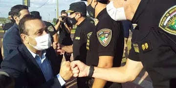 El Gobernador de la provincia entregó más móviles para la Policía de Misiones