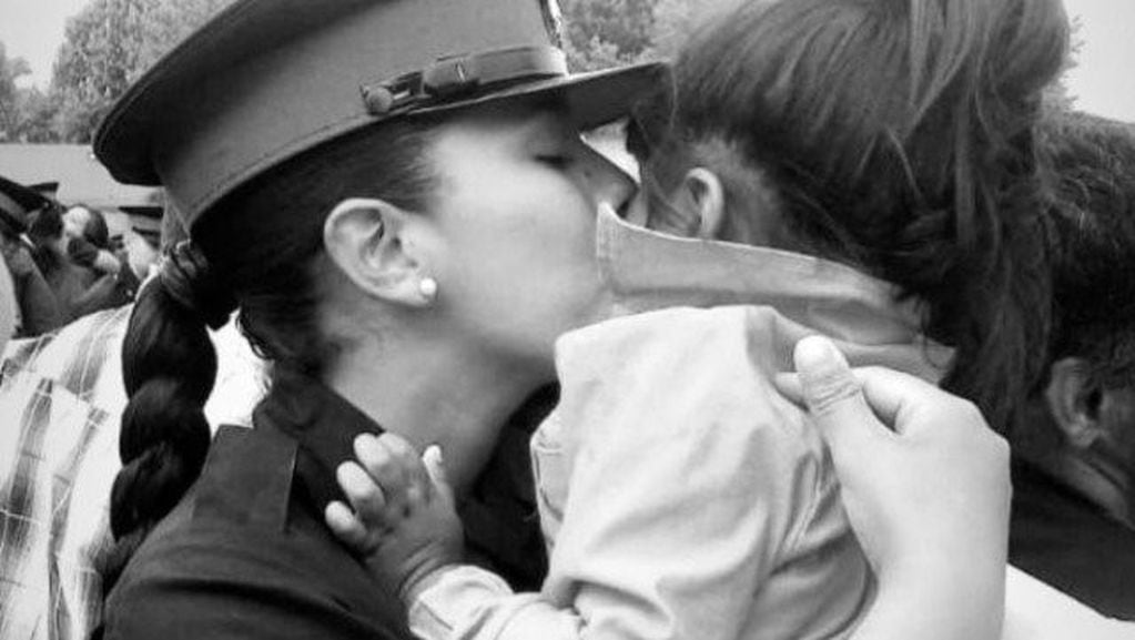 Ariana Micaela Romero, la policía asesinada en Quilmes, era mamá de una nena de 2 años (Foto: Facebook)
