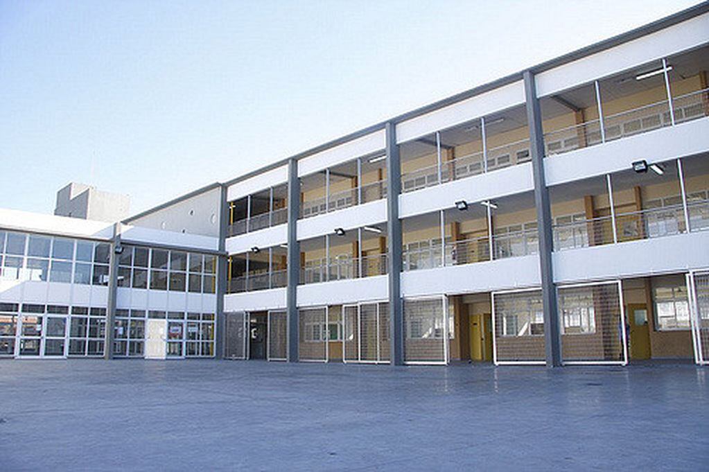 Escuela Pública para Larroque. Imagen ilustrativa.