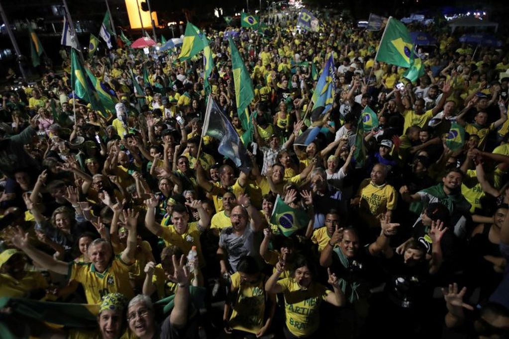 Seguidores de Bolsonaro celebran (AP)