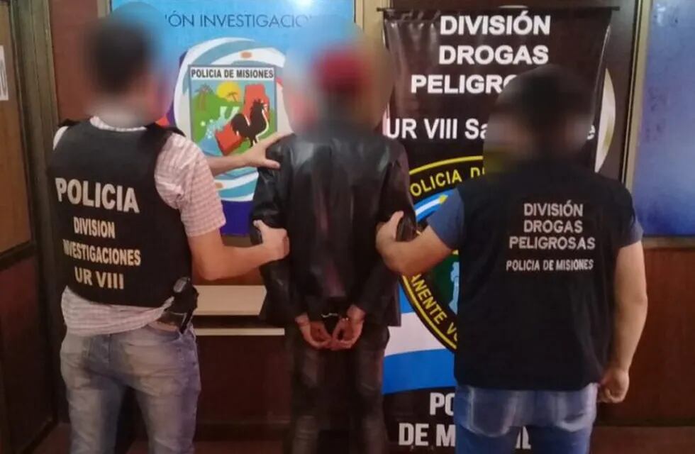 Motochorros en San Vicente: asaltaron a un joven