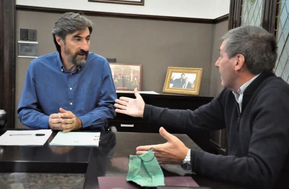 Angel Giano se reunió con el Ministro de Economía Hugo Ballay.