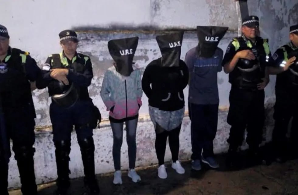 Barrio Sur: fueron atrapados mientras cometían un escruche. (Foto: Policía de Tucumán)