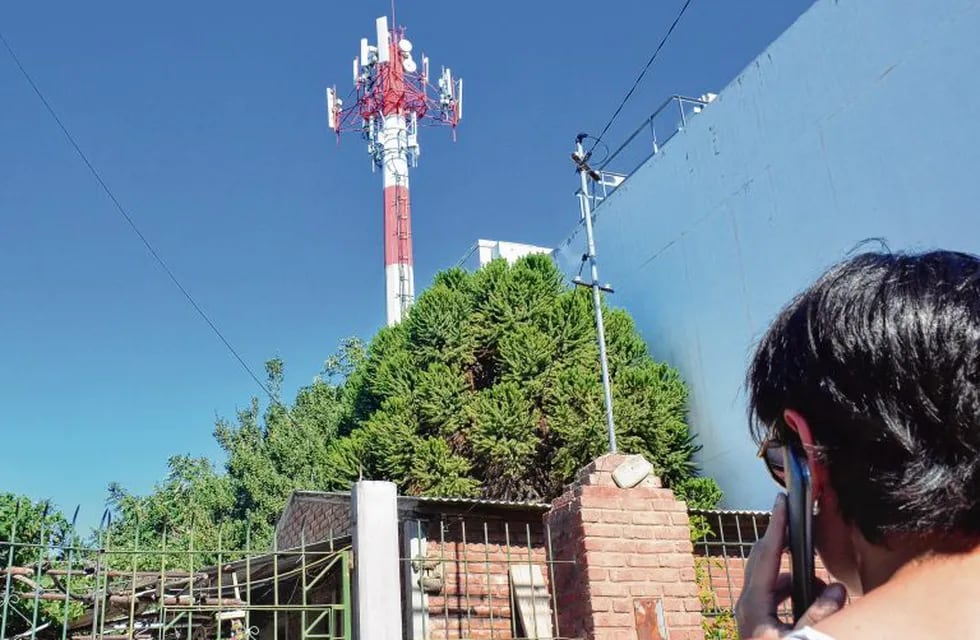 Empresa instalará más de 50 torres para antenas de celulares en Neuquén.