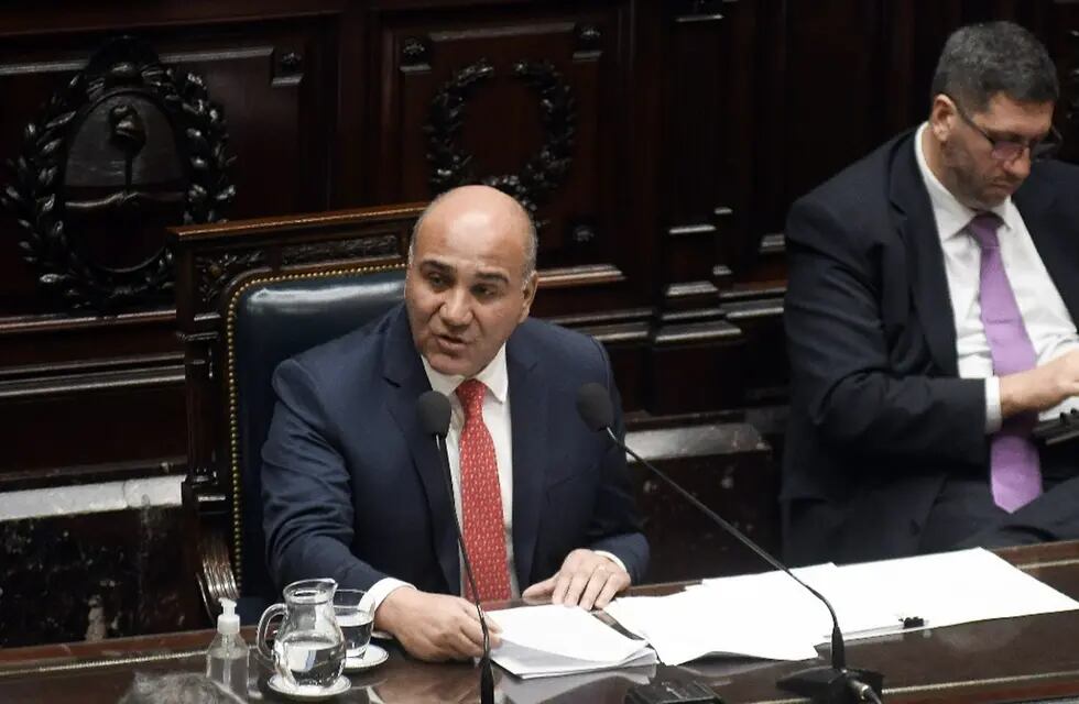 El jefe de gabinete Juan Manzur presenta su primer informe de gestión ante la Cámara de Diputados. Foto: Federico López Claro/La Voz.