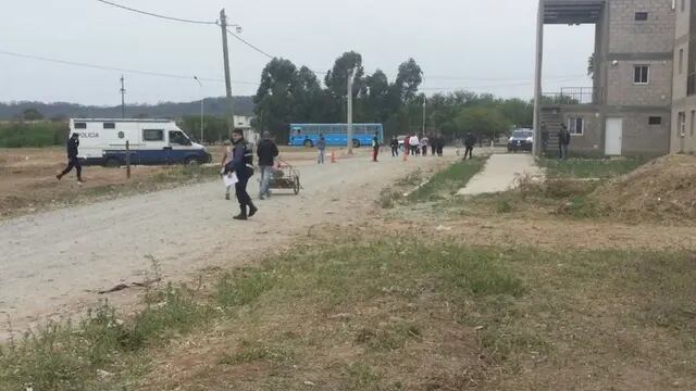 Dos jóvenes entraron a robar a una casa, lograron escapar pero al día siguiente volvieron porque se habían olvidado un gorro y un celular.